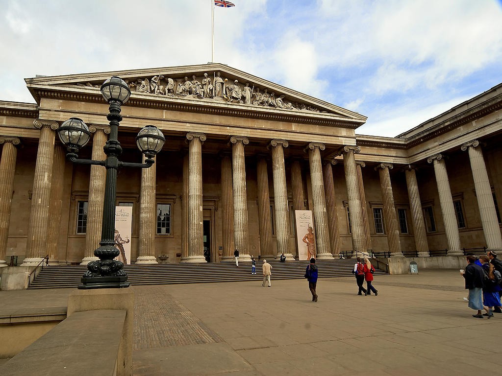 British_museum_entrance