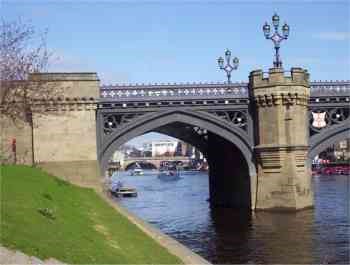 Puente en York